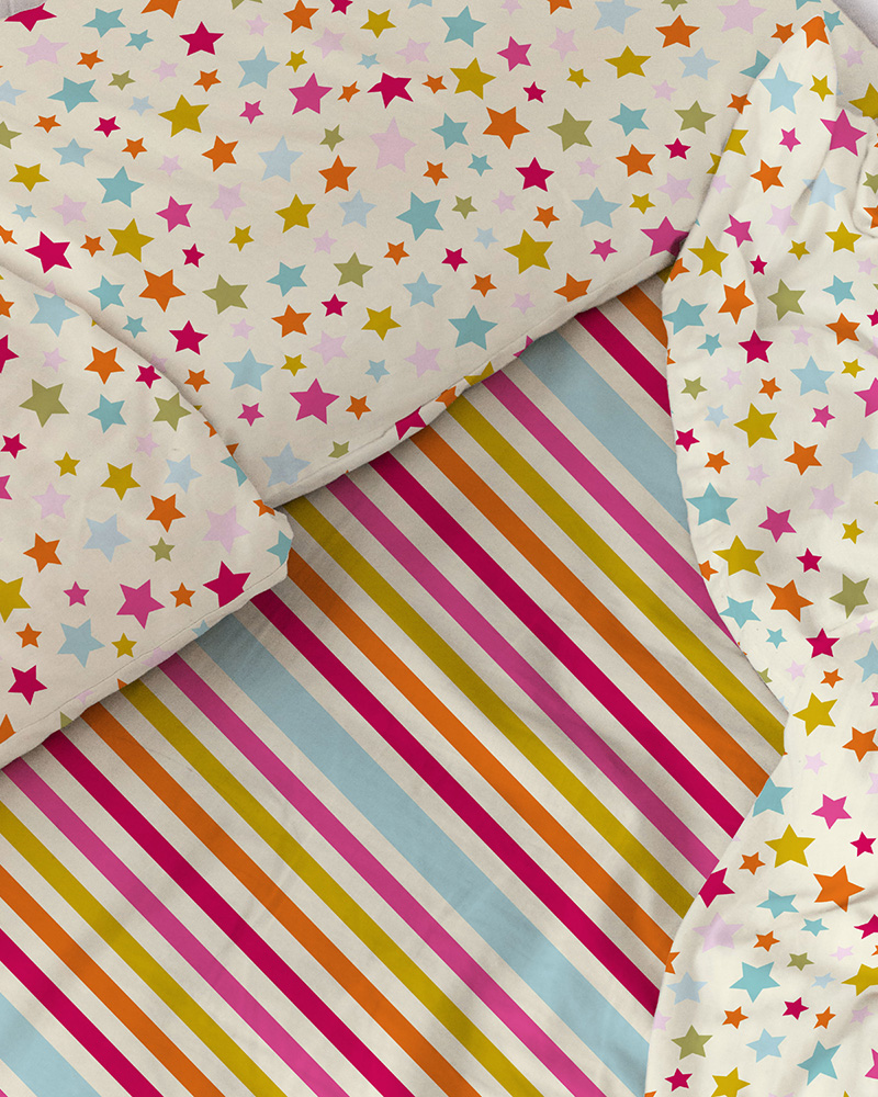 Close up image of bedding featuring Stars & Stripes in Pickamix colourway.